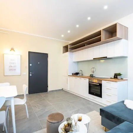 Cozy Cheerful In Center Appartement *