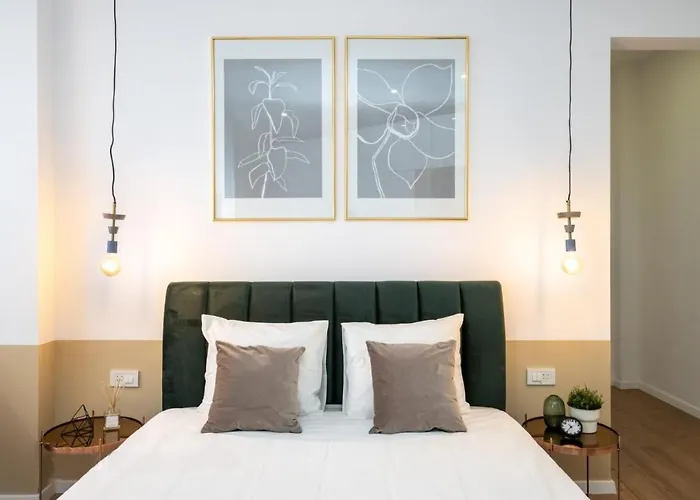 Cozy Cheerful In Center Bucharest