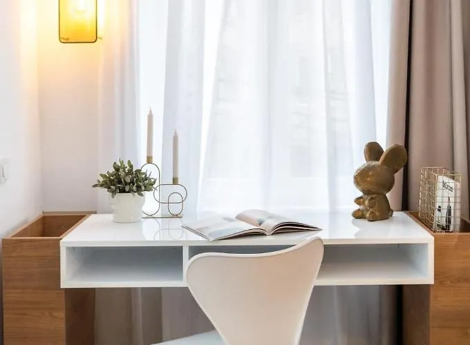 Appartement Cozy Cheerful In Center Boekarest