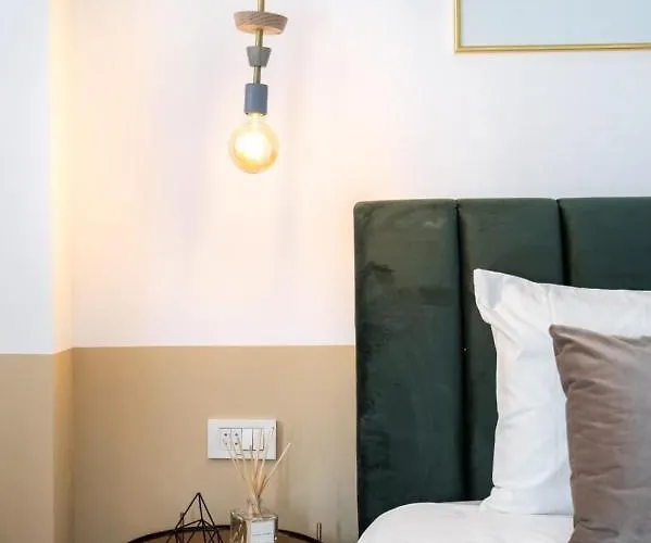 Cozy Cheerful In Center Appartement *