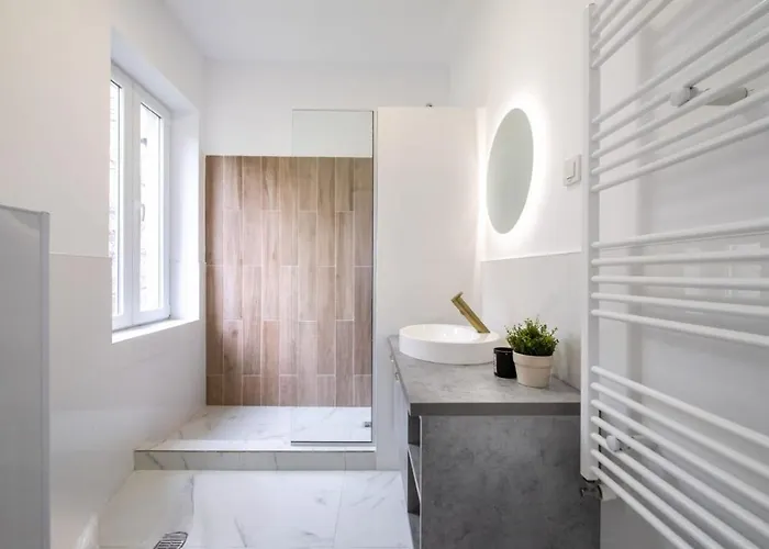 Cozy Cheerful In Center Appartement *