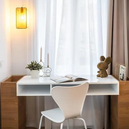 公寓 Cozy Cheerful In Center 布加勒斯特